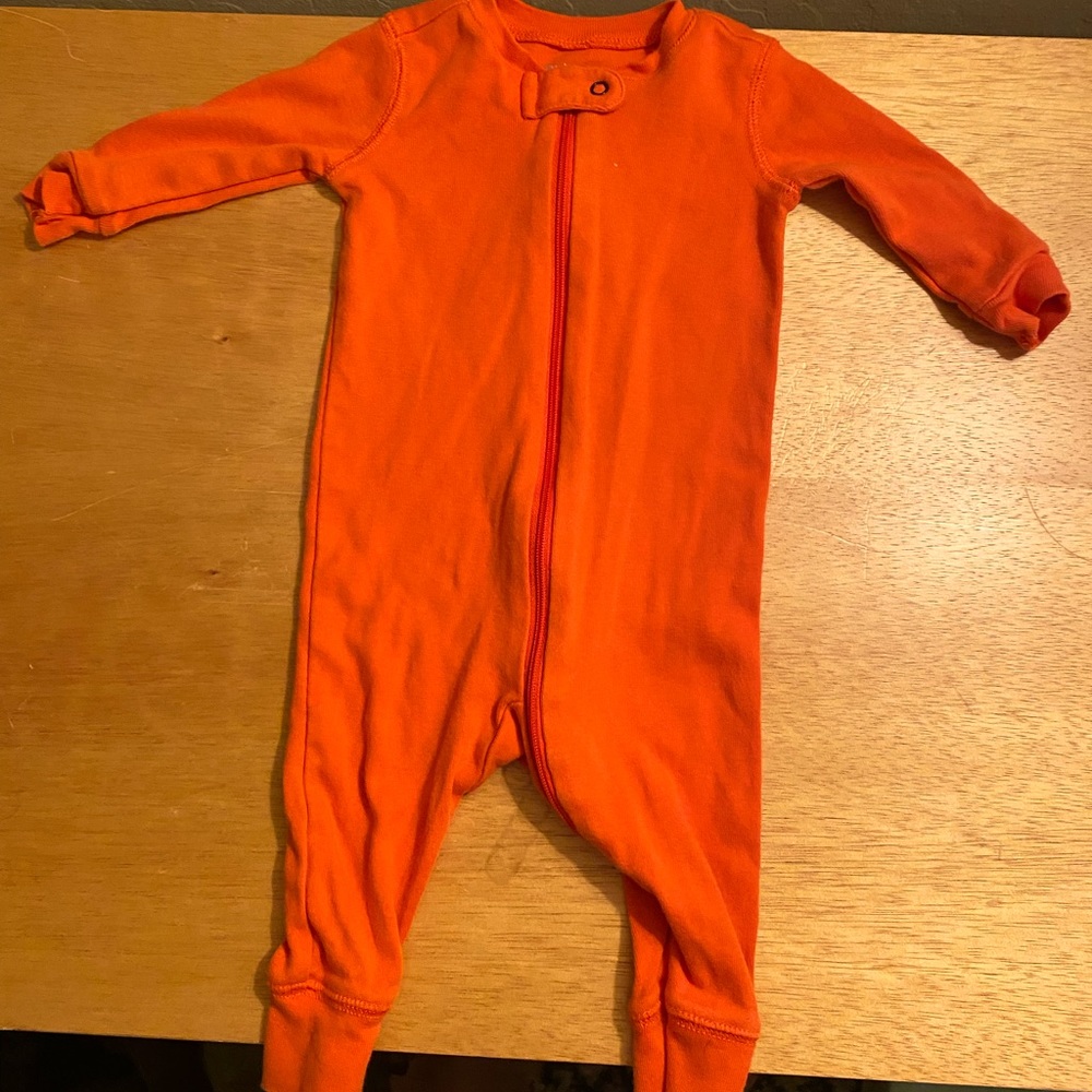 Primary pajamas